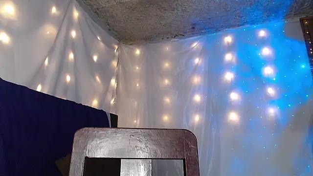 Marci owo online show from 12-31-24, 09:17