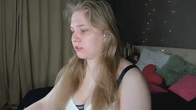 Megan Violer online show from 04-16-26, 05:25