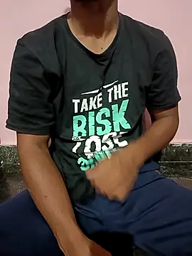 Snapshot of SahilBBC-0 chatting on 09-10-25, 06:19 SahilBBC-0 online show from 09-10-25, 06:19