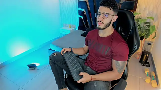 Liam Kleiin online show from 12-03-25, 11:30