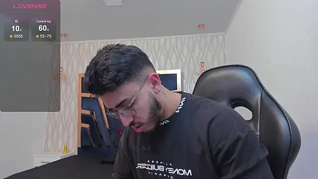 Liam Kleiin online show from 12-22-25, 11:29