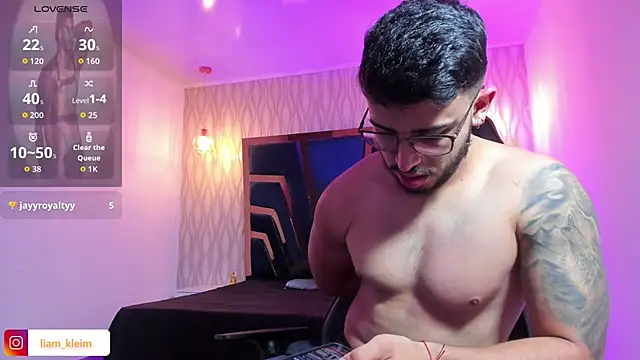 Liam Kleiin online show from 04-22-26, 11:34