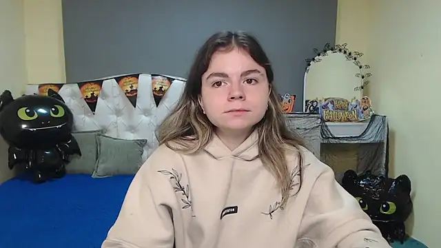 TinaRedly online show from 11-02-25, 06:43