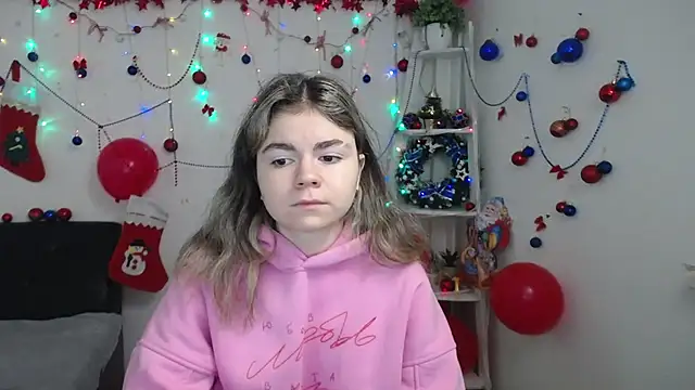 TinaRedly online show from 12-18-25, 06:58