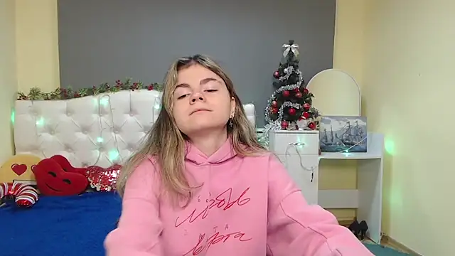 TinaRedly online show from 01-08-26, 06:37