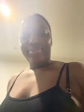 Snapshot of kellya_ chatting on 02-23-25, 12:41 kellya online show from 02-23-25, 12:41