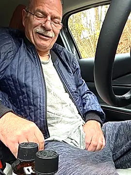 bottomhairy online show from 11-12-25, 11:10