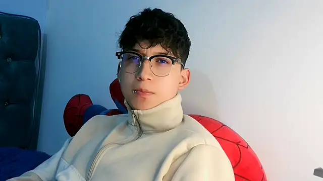 Snapshot of _Thomas_hot_ chatting on 02-25-26, 02:10 Thomas hot online show from 02-25-26, 02:10