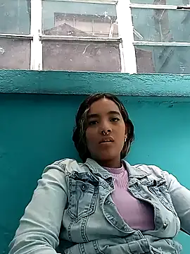 megan collins96 online show from 02-11-25, 07:05