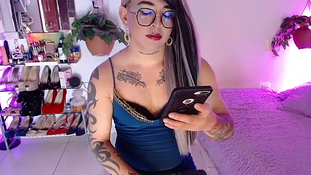 Laveneno ortiz07 online show from 03-21-26, 11:52