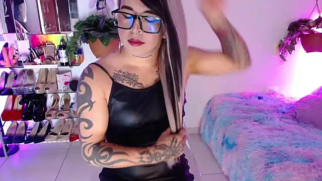 Laveneno ortiz07 online show from 05-12-26, 12:08