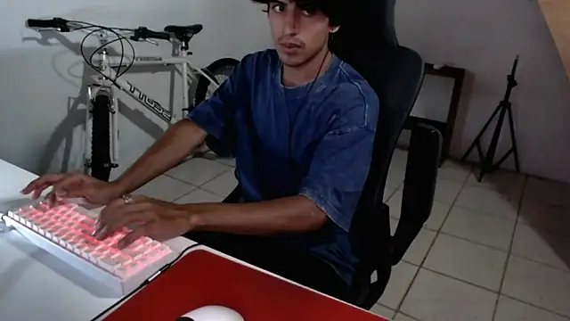 Thieves9 online show from 09-24-25, 05:55