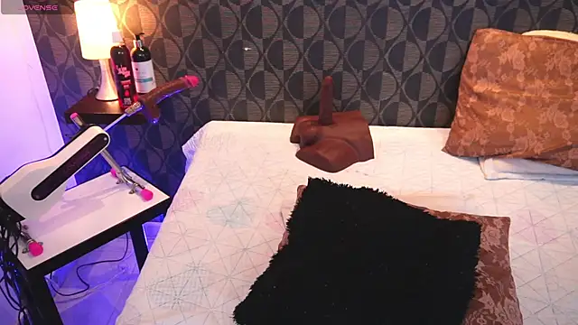 SharomRoss online show from 11-22-25, 07:35