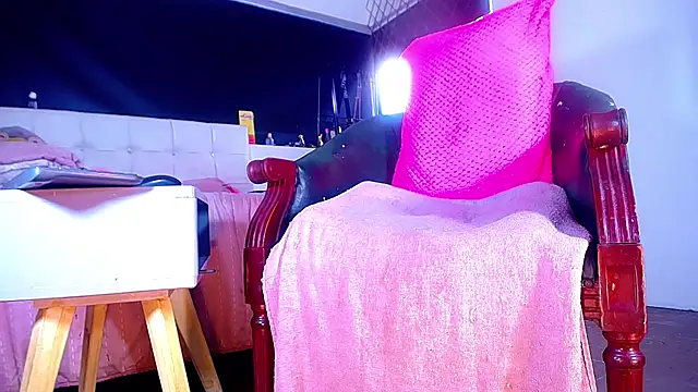 Snapshot of bellatrixx_69 chatting on 09-24-25, 11:24 bellatrixx 69 online show from 09-24-25, 11:24