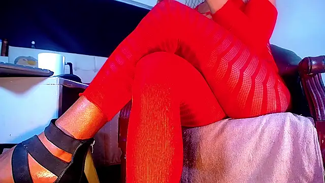 Snapshot of bellatrixx_69 chatting on 09-26-25, 11:36 bellatrixx 69 online show from 09-26-25, 11:36