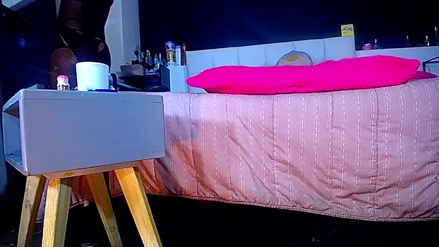 Snapshot of bellatrixx_69 chatting on 10-13-25, 10:37 bellatrixx 69 online show from 10-13-25, 10:37