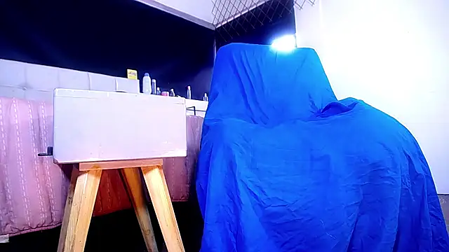 Snapshot of bellatrixx_69 chatting on 11-05-25, 11:32 bellatrixx 69 online show from 11-05-25, 11:32