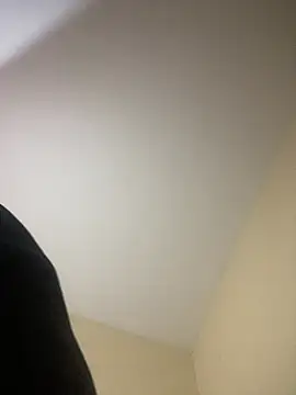 Snapshot of Osiiriis chatting on 01-20-25, 12:04 Osiiriis online show from 01-20-25, 12:04