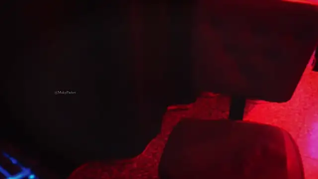 Snapshot of Osiiriis chatting on 02-15-26, 06:10 Osiiriis online show from 02-15-26, 06:10