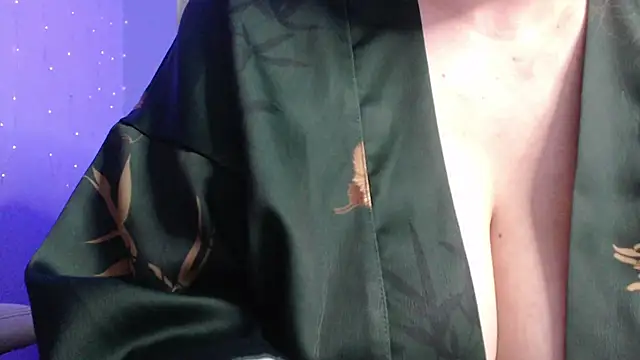 missdaniels online show from 12-28-24, 02:33