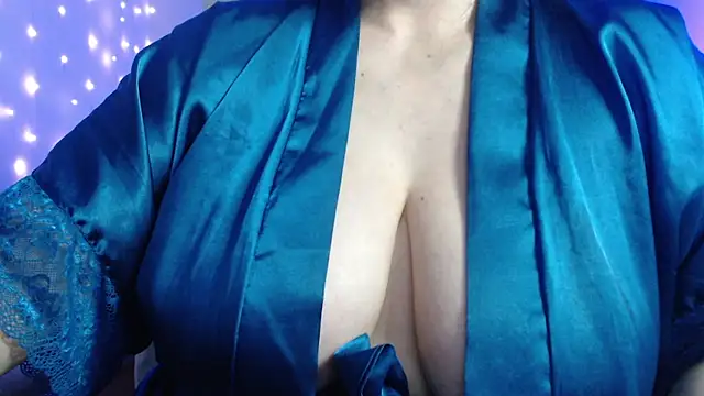 missdaniels online show from 01-11-25, 02:52