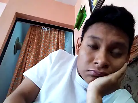 Snapshot of LEDRIX chatting on 12-30-24, 09:29 LEDRIX online show from 12-30-24, 09:29