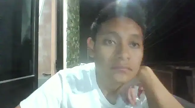 Snapshot of LEDRIX chatting on 03-06-25, 01:16 LEDRIX online show from 03-06-25, 01:16