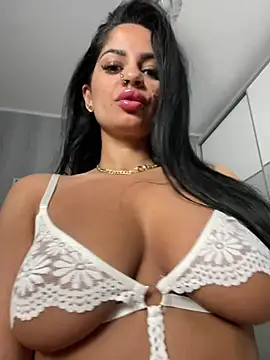 Snapshot of _adelle chatting on 05-24-26, 04:17 adelle online show from 05-24-26, 04:17