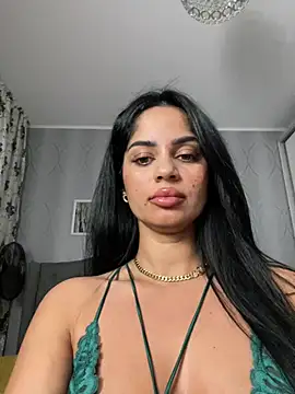 Snapshot of _adelle chatting on 06-12-26, 02:49 adelle online show from 06-12-26, 02:49