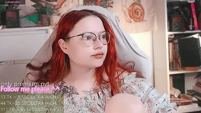 Snapshot of me__hanna chatting on 04-24-26, 03:20 me hanna online show from 04-24-26, 03:20