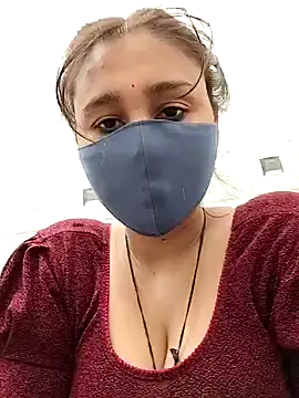 Snapshot of Archna-ji chatting on 02-10-25, 05:36 Archna-ji online show from 02-10-25, 05:36