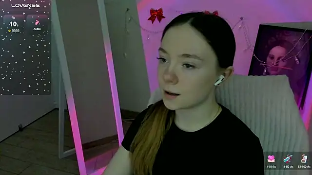 Florence meow online show from 02-06-25, 01:32