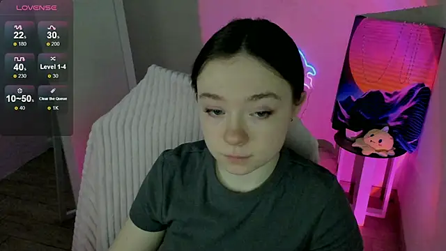 Florence meow online show from 02-19-25, 10:56