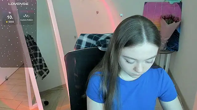 Florence meow online show from 03-27-26, 08:26