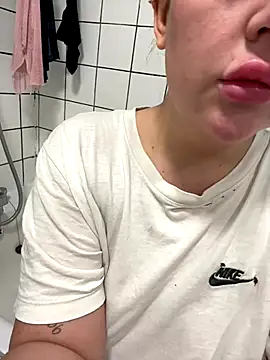 magical mia online show from 11-07-25, 10:26