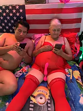 Snapshot of Grandma_Mature23 chatting on 02-24-25, 01:46 Grandma Mature23 online show from 02-24-25, 01:46