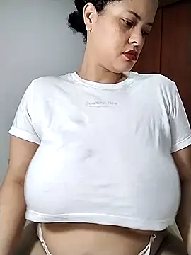 Snapshot of sweetpe chatting on 01-04-25, 07:55 sweetpe online show from 01-04-25, 07:55