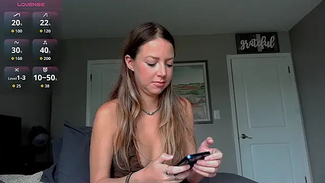 molly witha chance online show from 11-06-25, 05:47