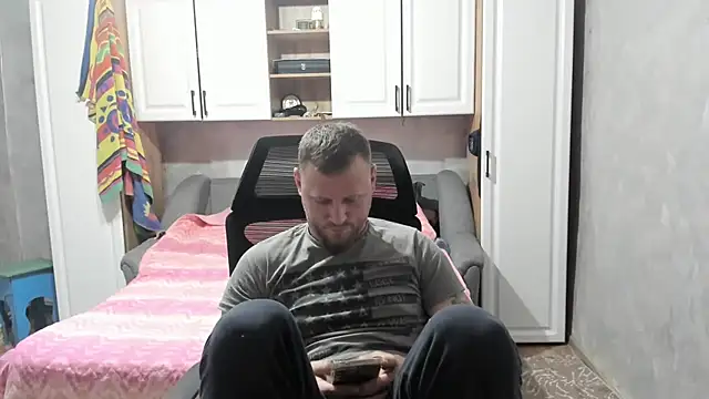 ANGELALEXYNO2024 online show from 10-28-25, 07:27