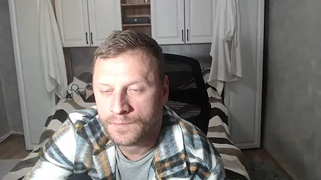 ANGELALEXYNO2024 online show from 11-28-25, 01:14