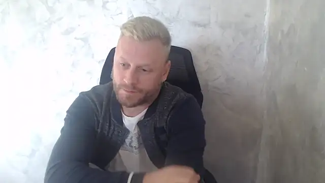 ANGELALEXYNO2024 online show from 12-16-25, 11:04