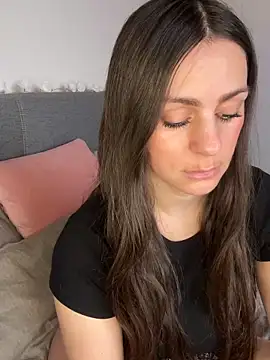 Loella-Rose online show from 01-15-25, 09:24