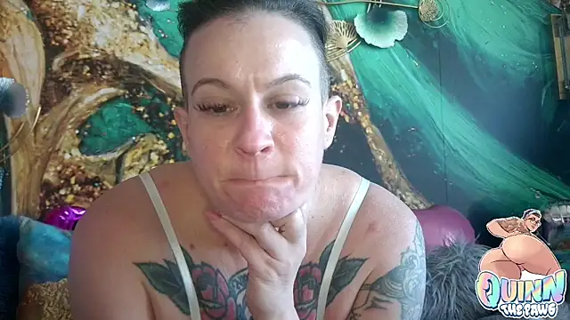 quinnmariexo online show from 12-16-25, 08:14