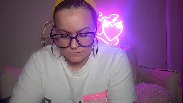 quinnmariexo online show from 01-12-26, 07:02