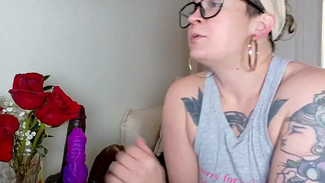 quinnmariexo online show from 02-24-26, 05:11