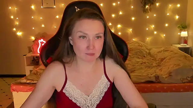 desperatehousewife   online show from 05-14-26, 08:37