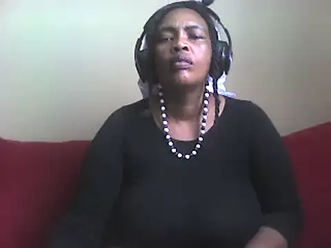 Snapshot of SexxyBoob chatting on 03-15-25, 06:36 SexxyBoob online show from 03-15-25, 06:36
