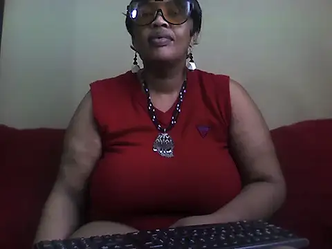 Snapshot of SexxyBoob chatting on 09-20-25, 06:25 SexxyBoob online show from 09-20-25, 06:25