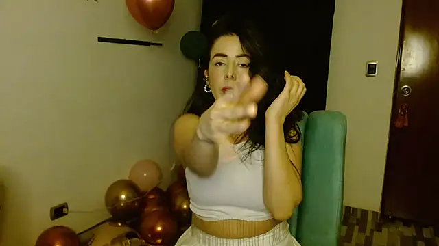 Snapshot of ella_peck chatting on 09-25-25, 03:43 ella peck online show from 09-25-25, 03:43