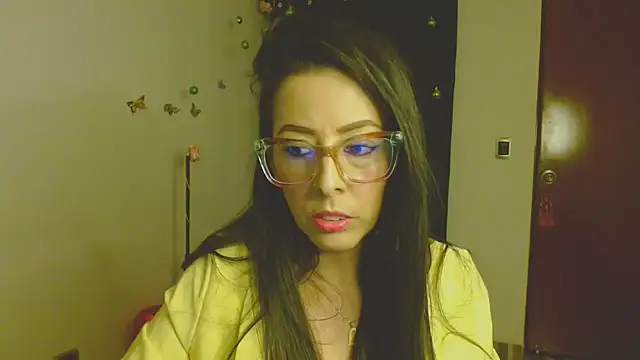 Snapshot of ella_peck chatting on 12-02-25, 04:51 ella peck online show from 12-02-25, 04:51